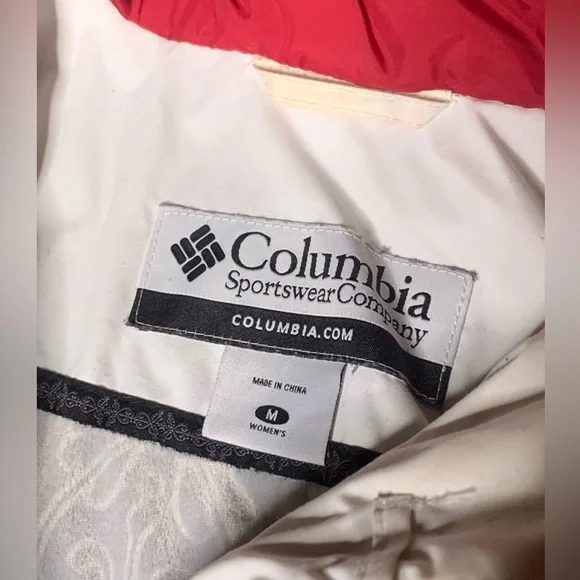 Vintage y2k Columbia red and white jacket/coat - Picture 3 of 3